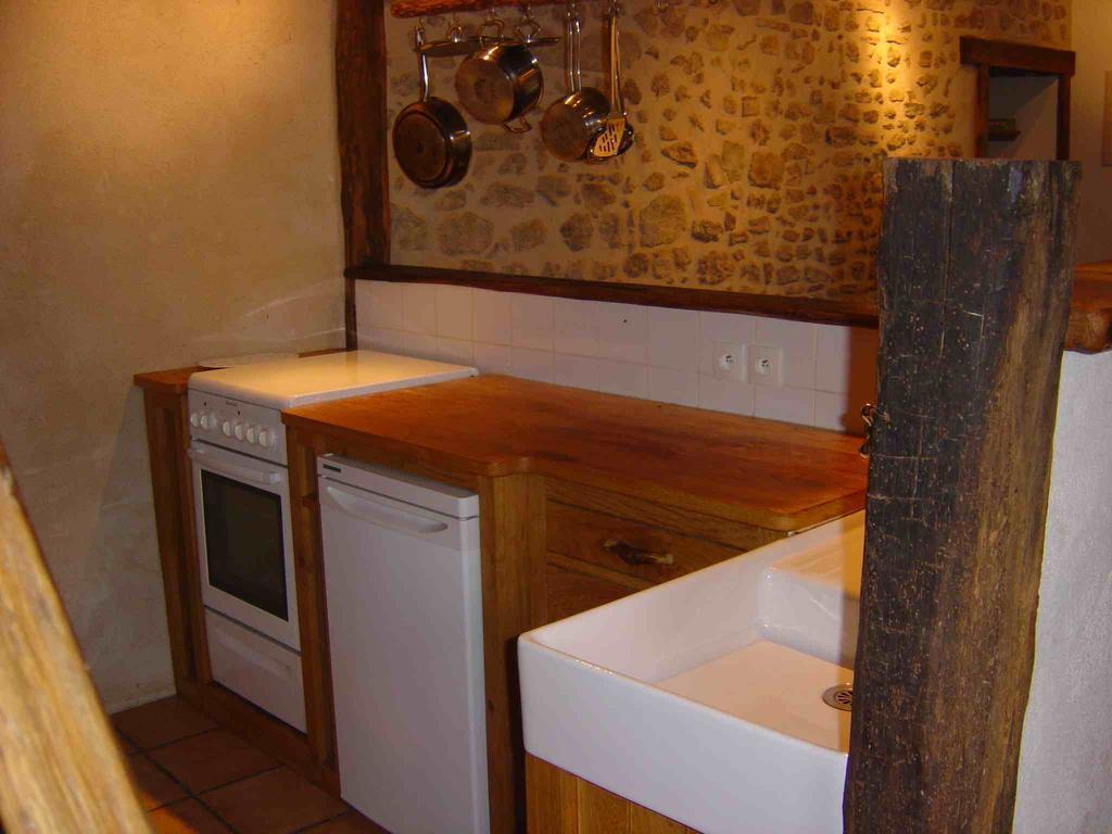 Lathus St Remy Chez Tartaudヴィラ エクステリア 写真