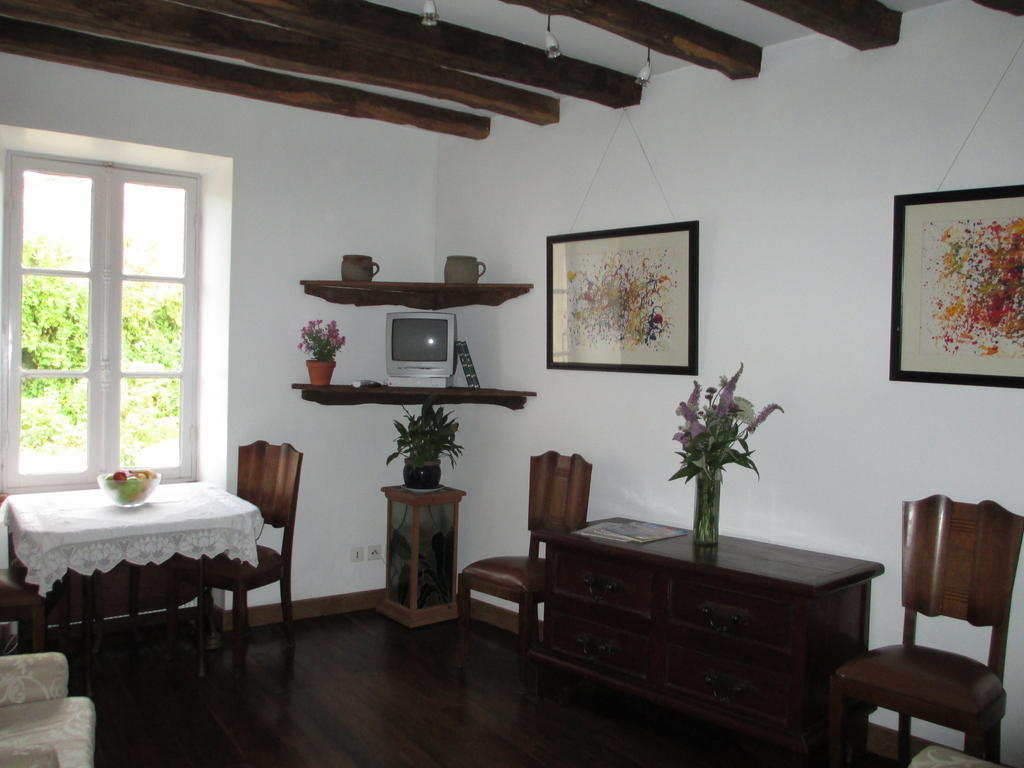 Lathus St Remy Chez Tartaudヴィラ 部屋 写真